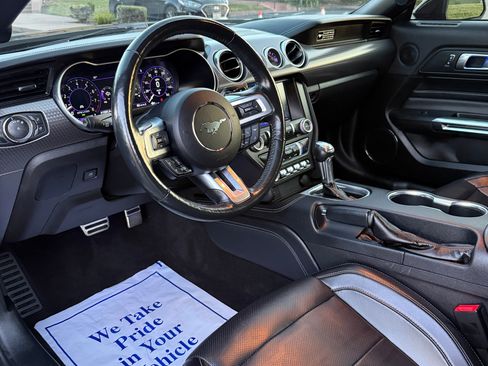 Used 2020 Ford Mustang GT Premium w/ GT Performance Package RWD image 10