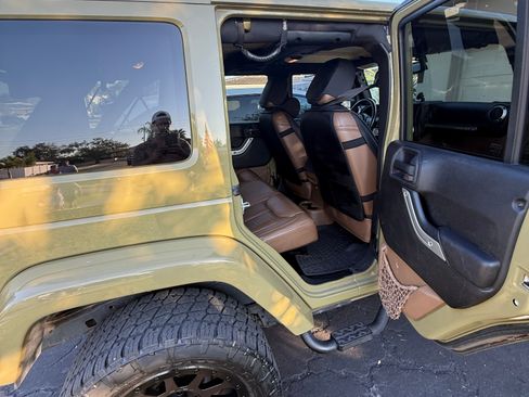 Used 2013 Jeep Wrangler Unlimited Sahara w/ Mopar Chrome Edition Group AWD/4WD image 2