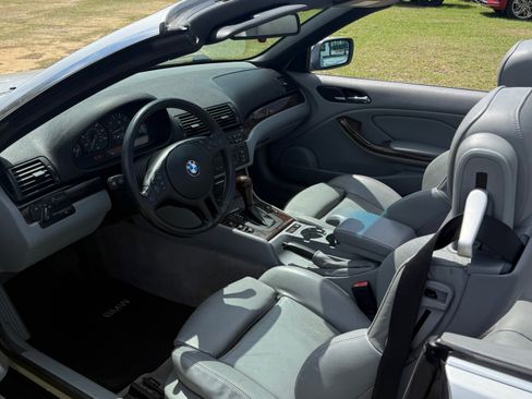 Used 2003 BMW 325Ci Convertible image 10