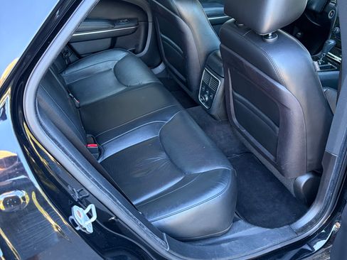 Used 2011 Chrysler 300 C w/ Sound Group RWD image 4
