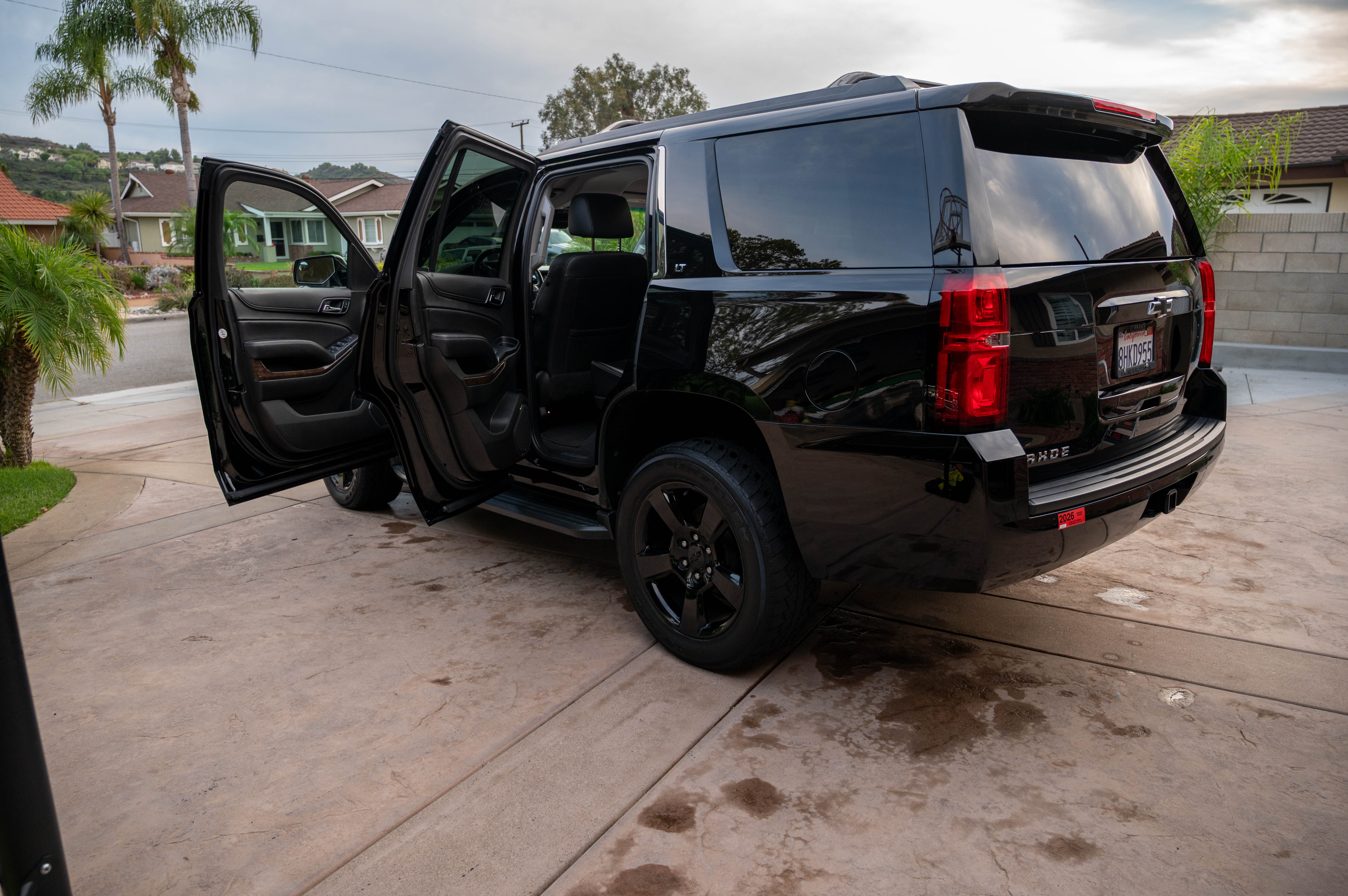 Used 2019 Chevrolet Tahoe LT w/ LT Midnight Edition RWD image 24