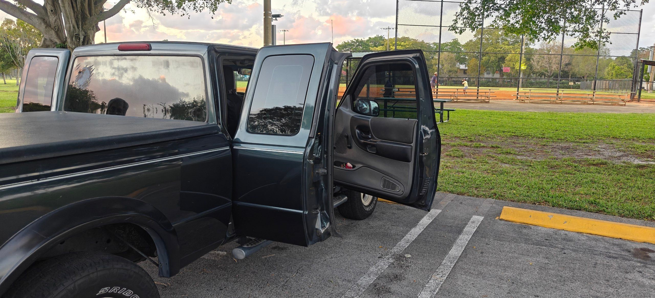Used 2005 Ford Ranger FX4 AWD/4WD image 9