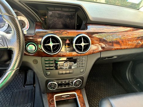 Used 2014 Mercedes-Benz GLK 250 BlueTEC 4MATIC image 15