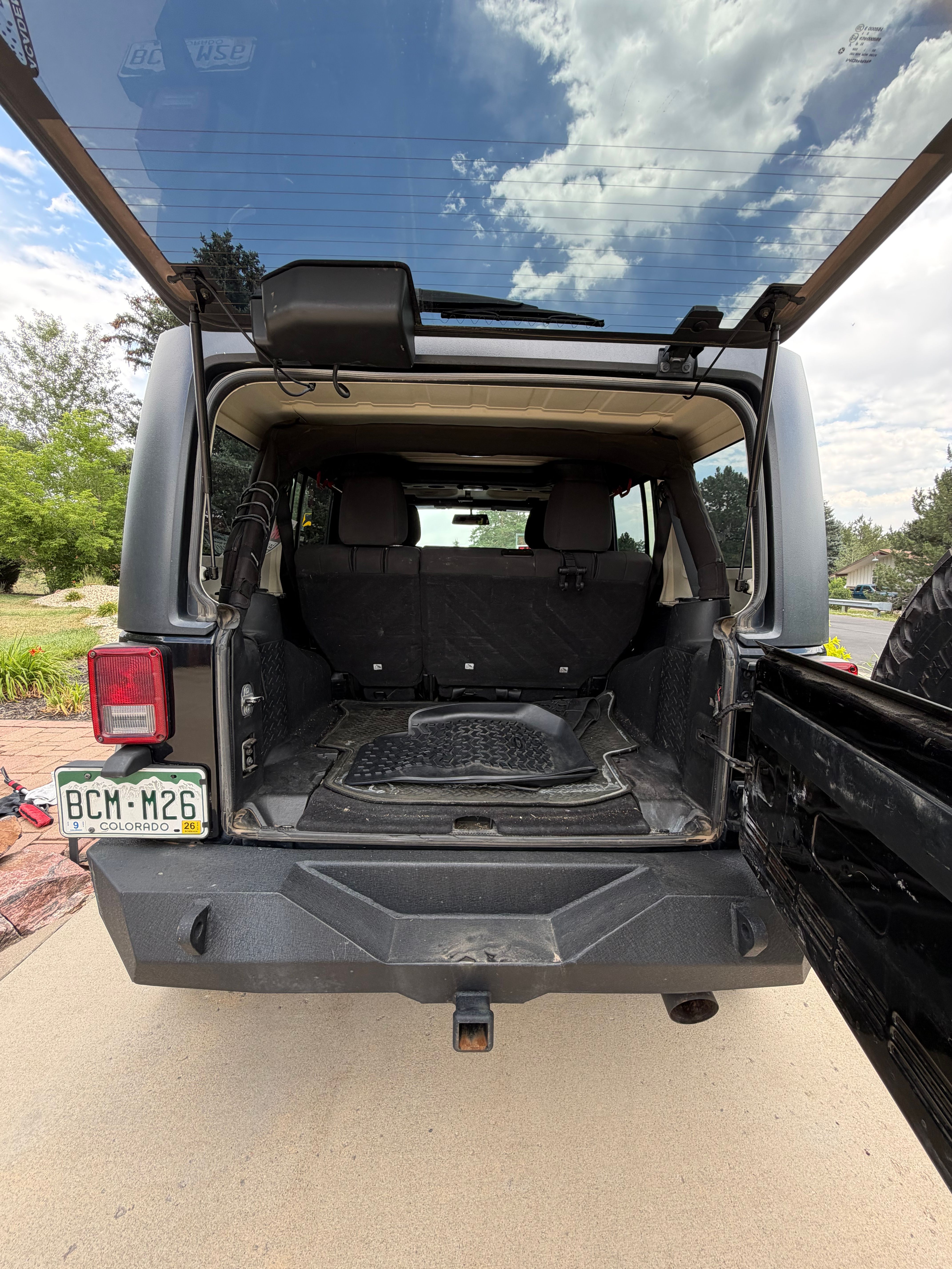Used 2011 Jeep Wrangler Unlimited Sport AWD/4WD image 11