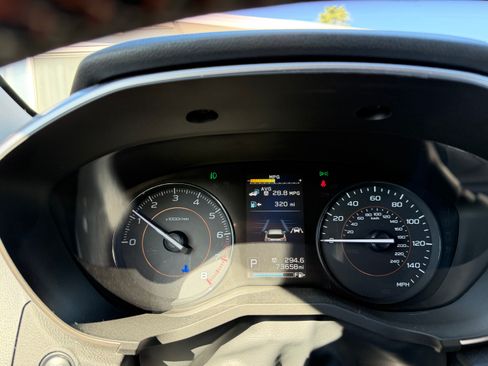 Used 2018 Subaru Crosstrek 2.0i Premium image 8