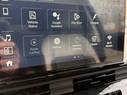 Used 2024 Honda Prologue Touring image 14