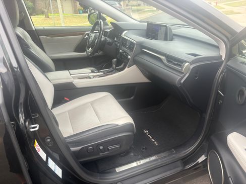Used 2019 Lexus RX 350L AWD image 17