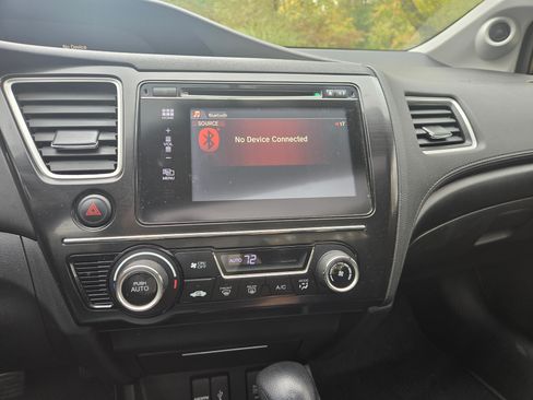 Used 2015 Honda Civic EX image 16