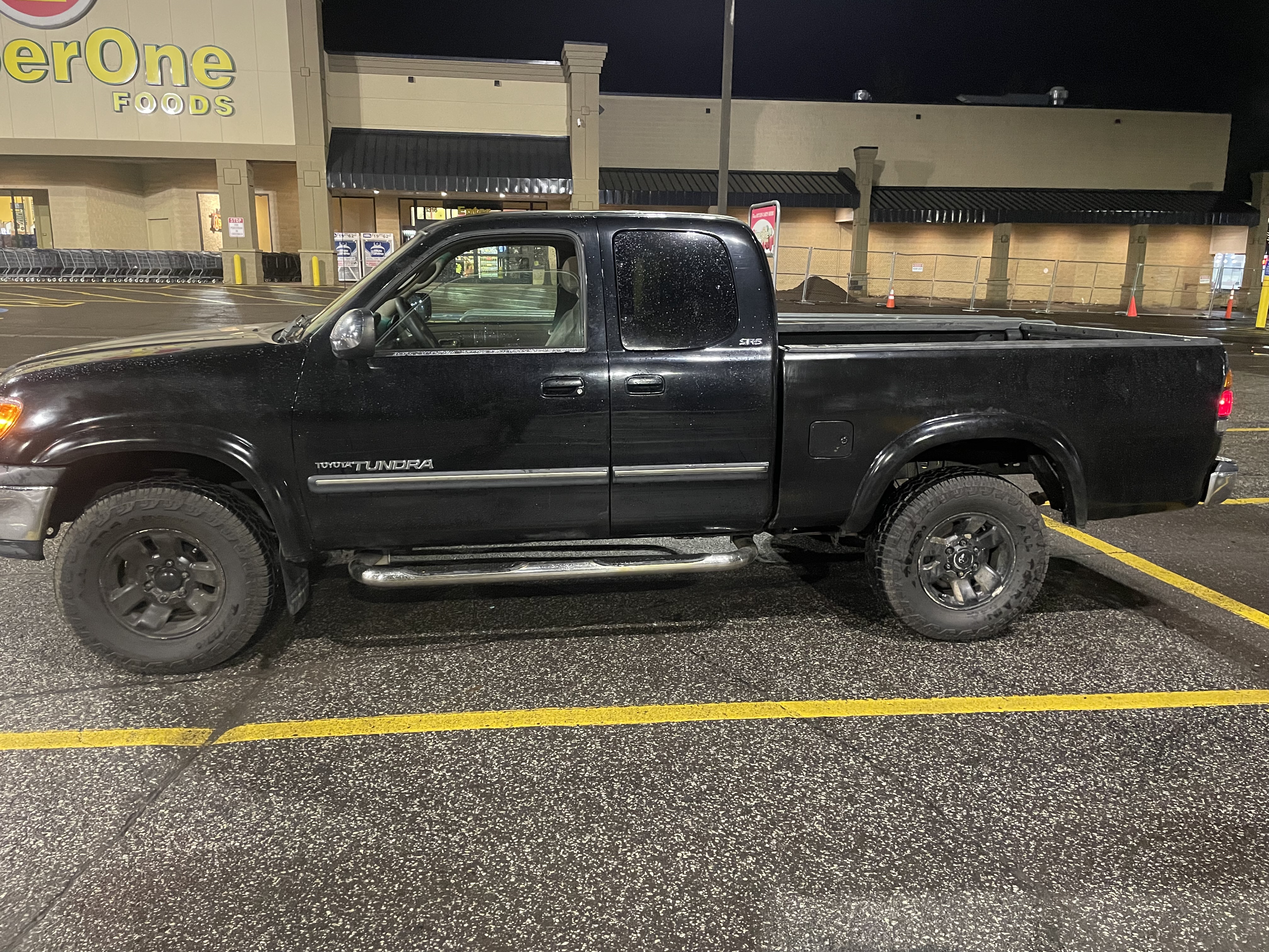 Used 2000 Toyota Tundra SR5 AWD/4WD image 4