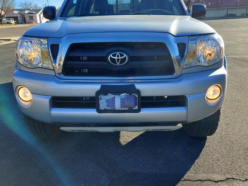 Used 2008 Toyota Tacoma Pickup 4D 5 ft image 29
