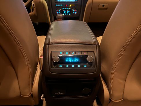 Used 2011 Buick Enclave CXL w/ Trailering Provision Package FWD image 14
