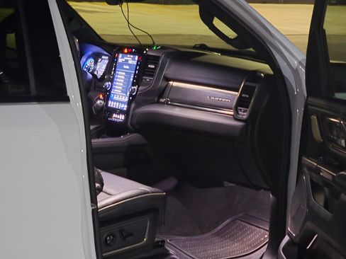 Used 2020 RAM 1500 Limited image 15