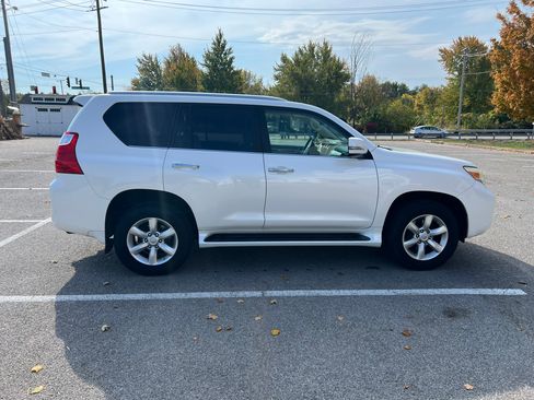 Used 2010 Lexus GX 460 image 6
