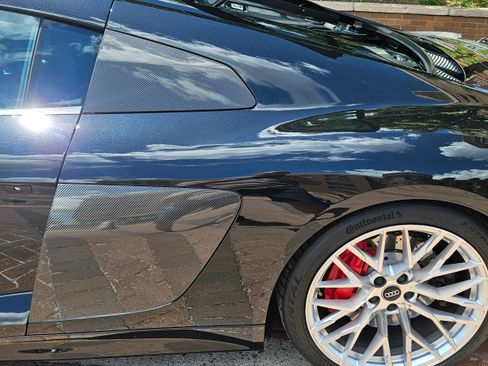 Used 2017 Audi R8 V10 AWD/4WD image 14