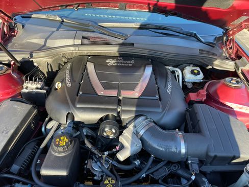 Used 2010 Chevrolet Camaro SS image 4