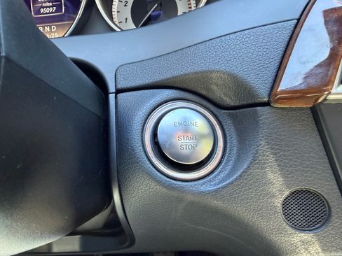 Used 2012 Mercedes-Benz C 350 Coupe image 16