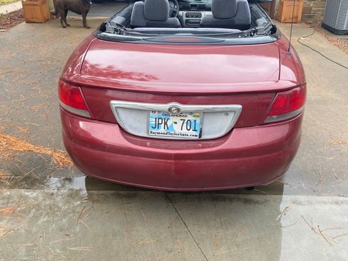 Used 2005 Chrysler Sebring GTC w/ Security Group image 4