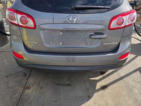 Used 2010 Hyundai Santa Fe GLS image 19
