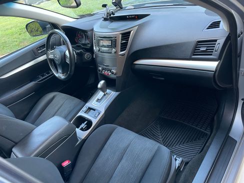 Used 2013 Subaru Legacy 2.5i Premium image 19