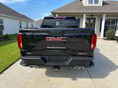 Used 2026 GMC Sierra 1500 AT4 w/ AT4 Premium Package AWD/4WD image 5