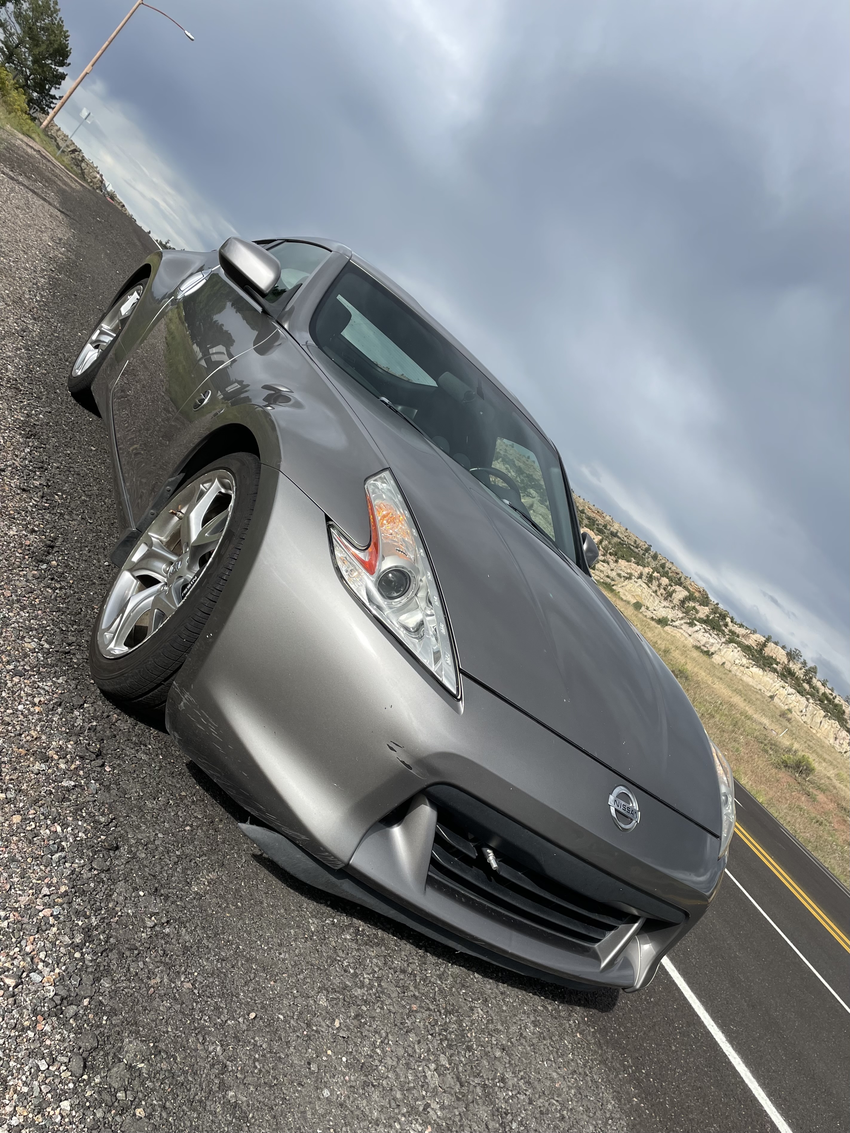 Used 2010 Nissan 370Z Touring w/ Sport Pkg RWD image 6