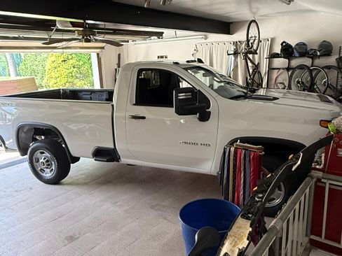 Used 2025 Chevrolet Silverado 2500 W/T w/ WT Convenience Package image 2