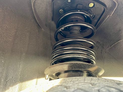 Used 1996 Chevrolet Monte Carlo LS image 9