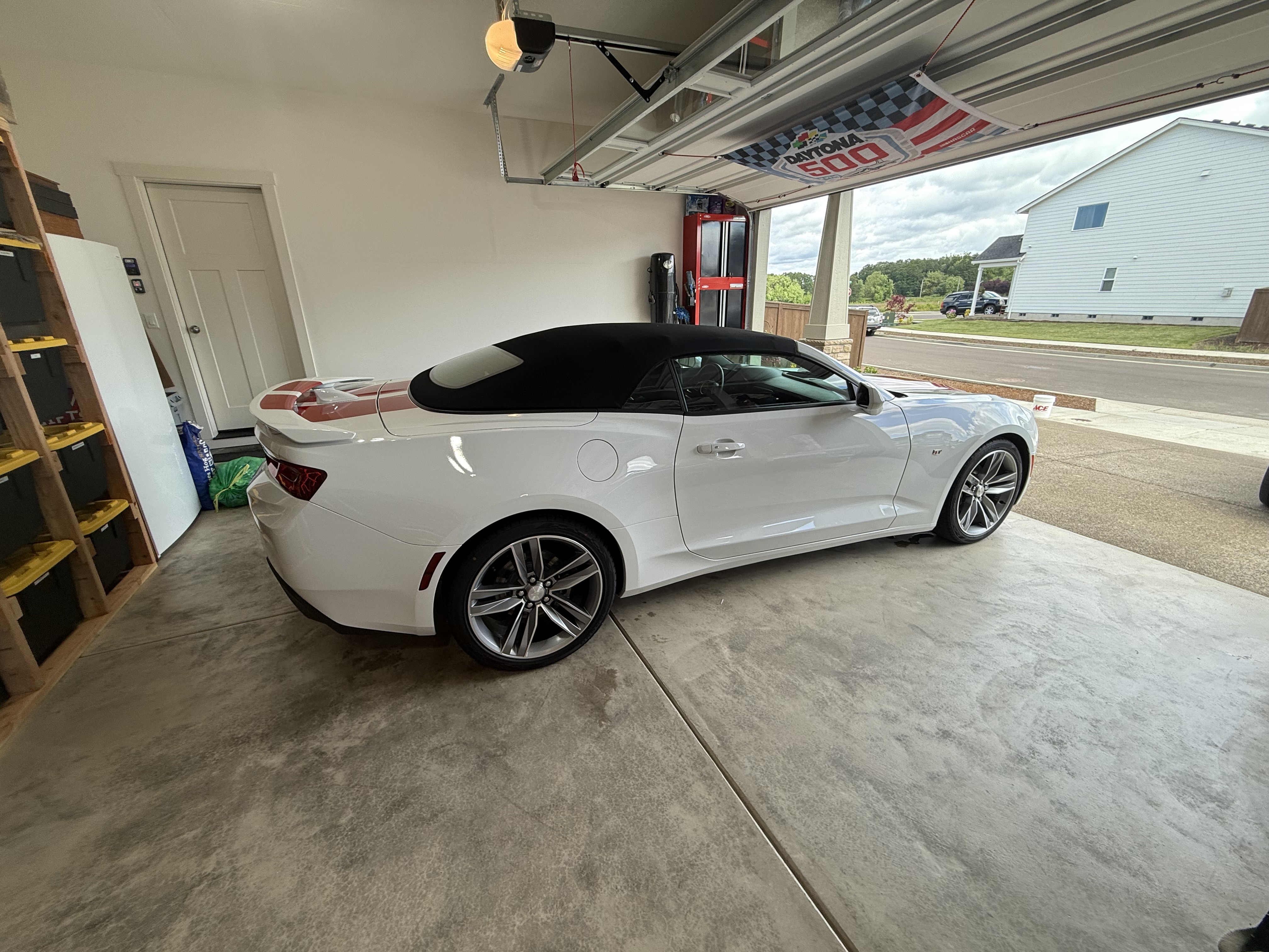 Used 2017 Chevrolet Camaro LT RWD image 11