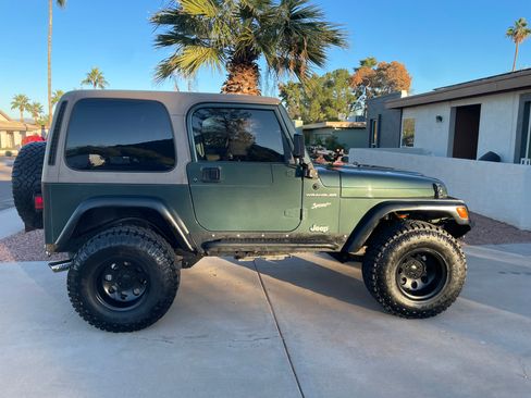 Used 2002 Jeep Wrangler Sport image 5