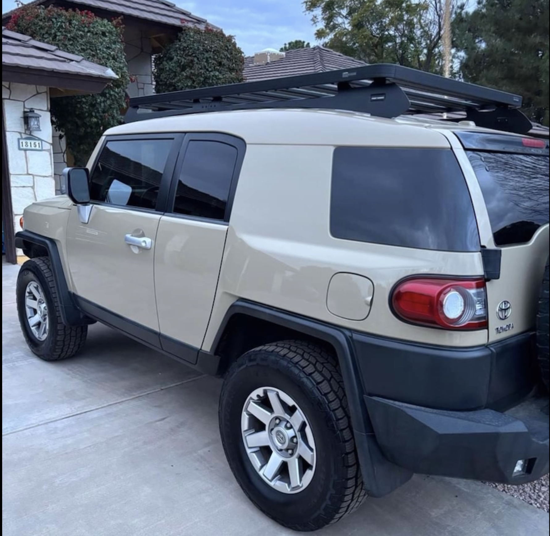 Used 2014 Toyota FJ Cruiser 4WD w/ Upgrade Package image 1