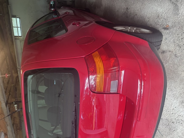 Used 2003 Volkswagen Golf GLS FWD image 6