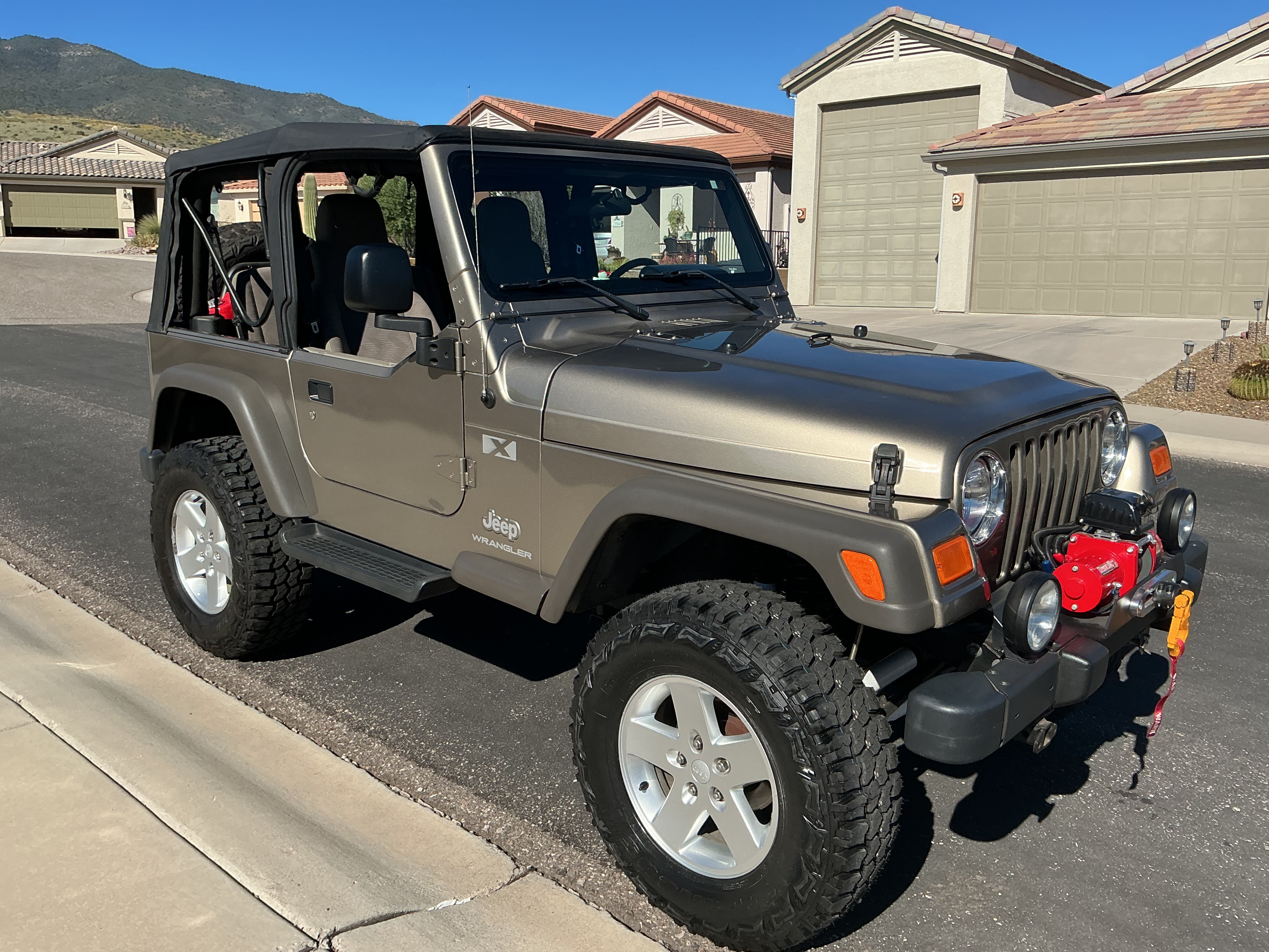 Used 2005 Jeep Wrangler X w/ Tire & Wheel Group (Ecco) AWD/4WD image 5
