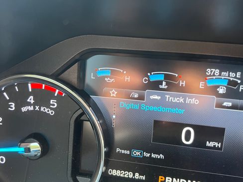 Used 2017 Ford F350 Lariat w/ Lariat Ultimate Package image 12