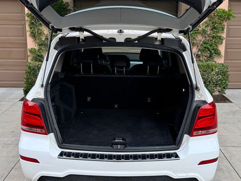 Used 2013 Mercedes-Benz GLK 350 4MATIC image 11