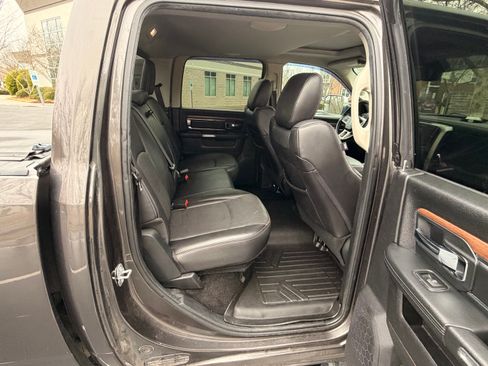 Used 2016 RAM 2500 Laramie w/ Convenience Group image 11