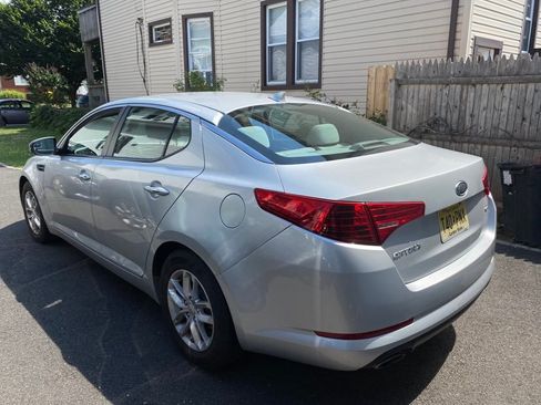 Used 2012 Kia Optima LX image 2