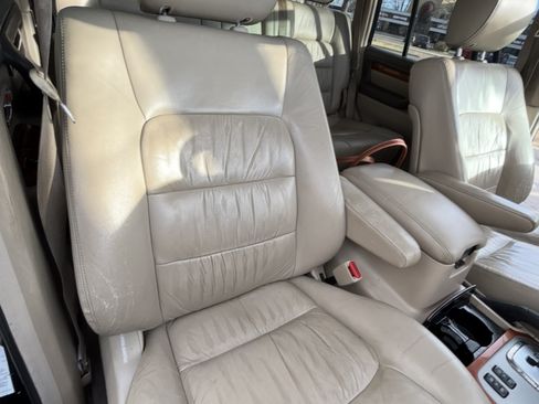 Used 2004 Lexus LX 470 470 Sport Utility 4D image 9