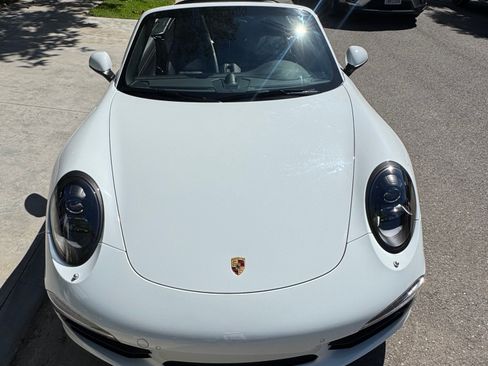 Used 2015 Porsche 911 Cabriolet image 15
