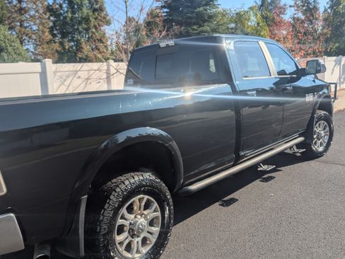 Used 2017 RAM 3500 Laramie w/ Convenience Group image 5