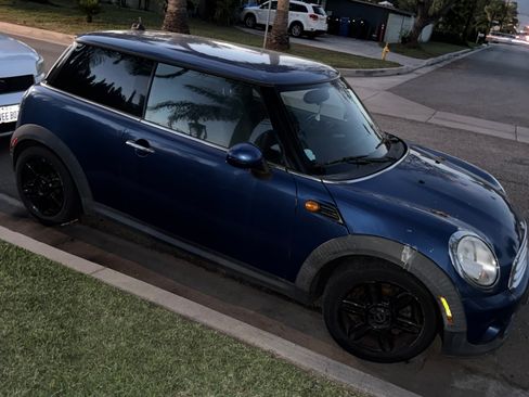 Used 2012 MINI Cooper Hardtop FWD image 6