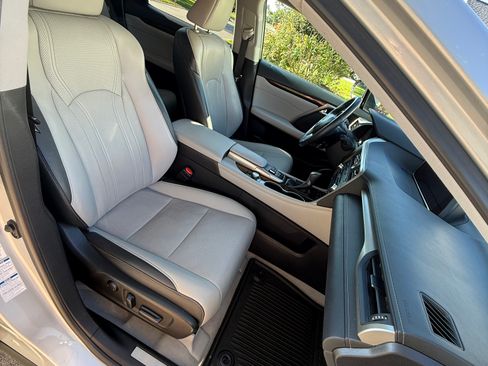 Used 2018 Lexus RX 350 AWD w/ Premium Package image 18