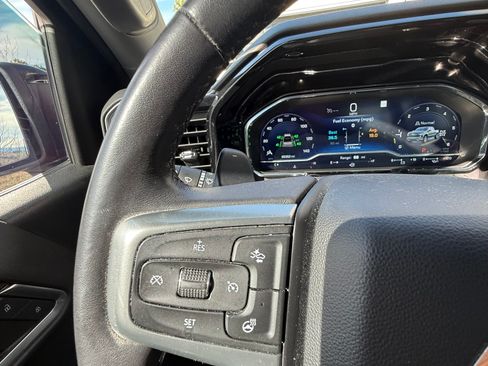 Used 2023 Chevrolet Silverado 1500 RST image 14