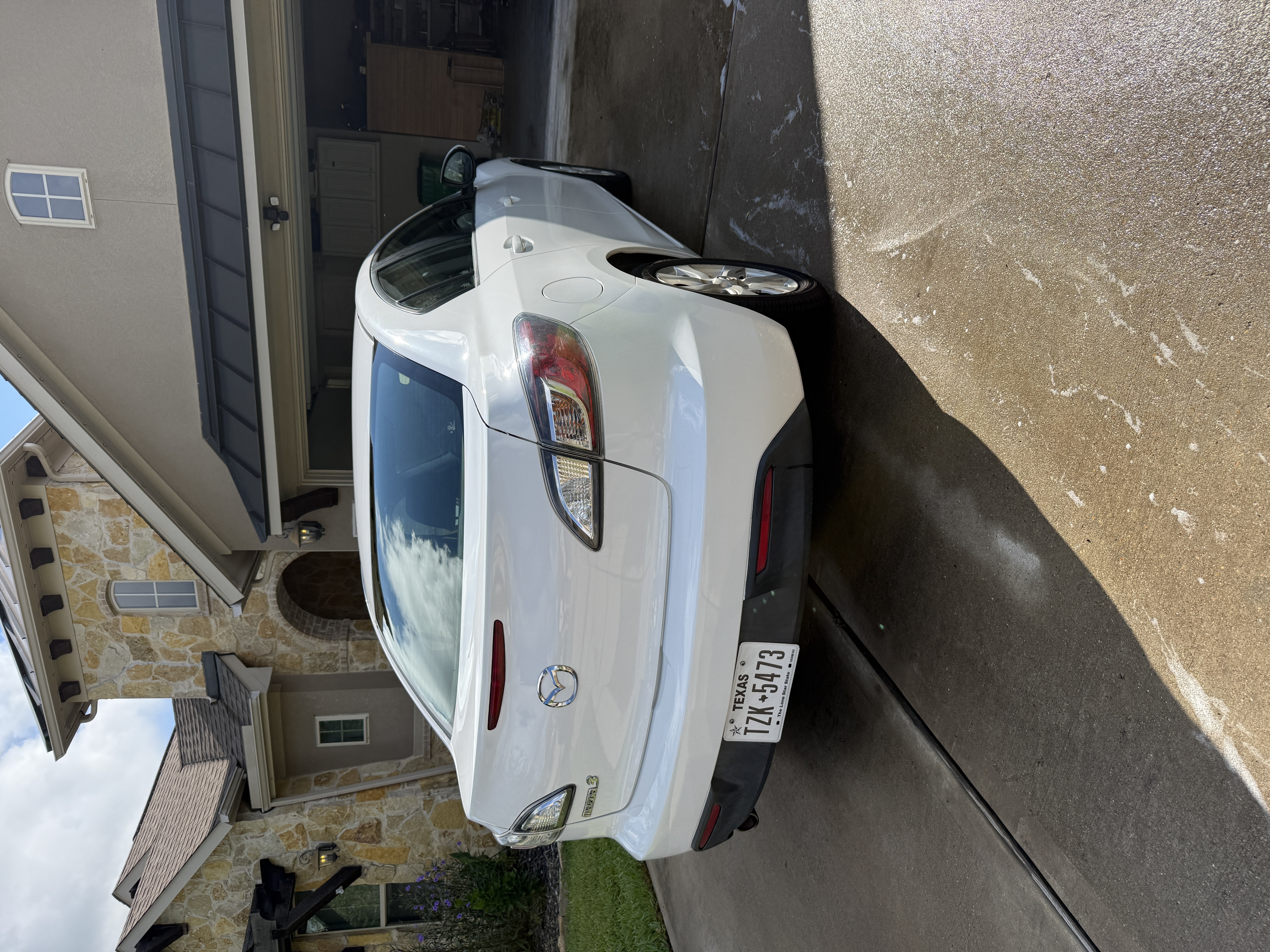 Used 2010 MAZDA MAZDA3 i Touring FWD image 4