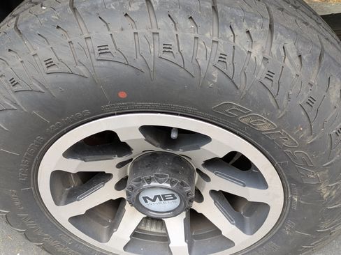 Used 2001 Chevrolet Silverado 2500 4x4 Extended Cab image 12