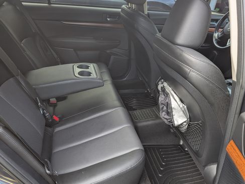 Used 2014 Subaru Outback 3.6R Limited image 14