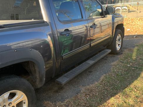 Used 2011 Chevrolet Silverado 1500 LS image 8