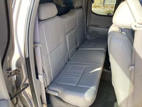 Used 2000 Toyota Tundra SR5 image 25