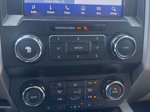 Used 2020 Ford F150 Lariat RWD image 6