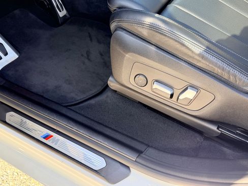 Used 2022 BMW X3 sDrive30i w/ M Sport Package RWD image 18