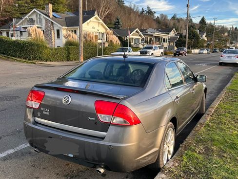 Used 2010 Mercury Milan Premier image 2